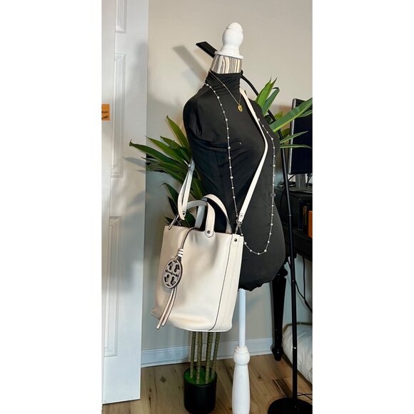 AUTHENTIC TORY BURCH WINTER WHITE LEATHER MILLER SHOULDER BAG WITH DETACHABLE ST - Picture 14 of 15